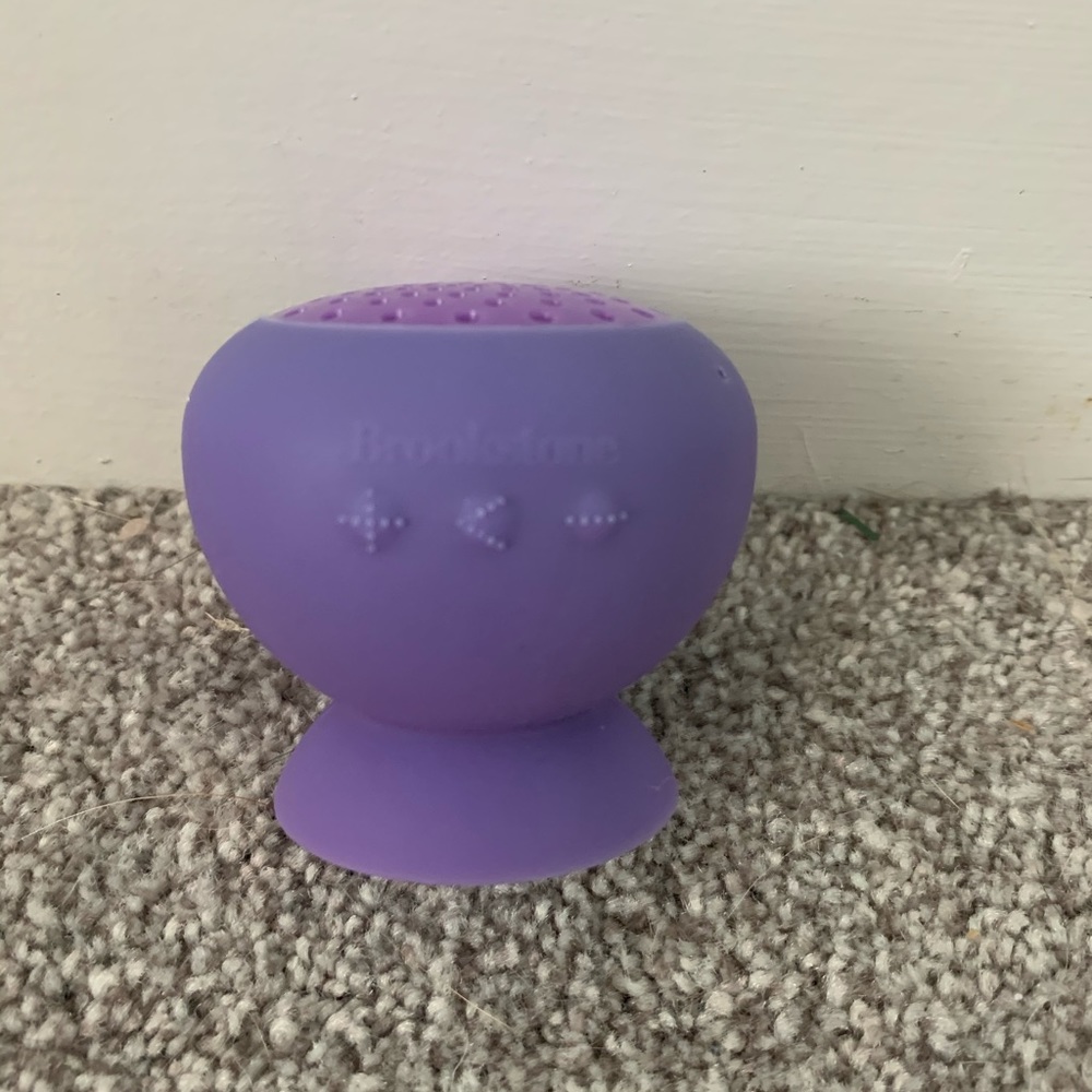 Brook stone Bluetooth speaker